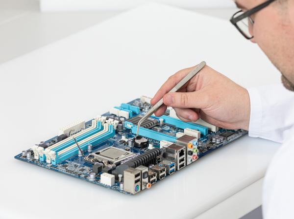 Originální materiál „S“ plus+® white ESD vyrobený na bázi PE-UHMW TG 1.2 - Technické materiály 1 - Murtfeldt GmbH Kunststoffe - Abbildung 2